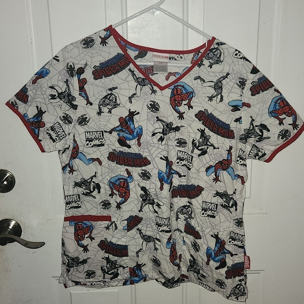 Marvel Spiderman Scrub Top L